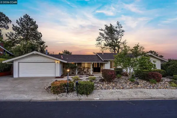 61 Sullivan Dr, Moraga, CA 94556