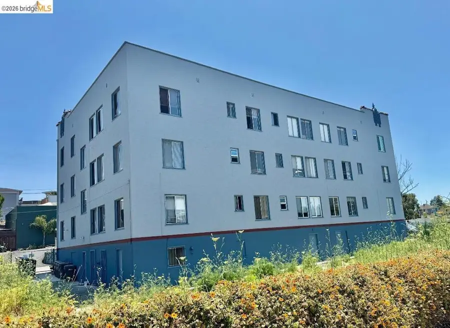 2240 Macarthur Blvd, Oakland, CA 94602 - #2