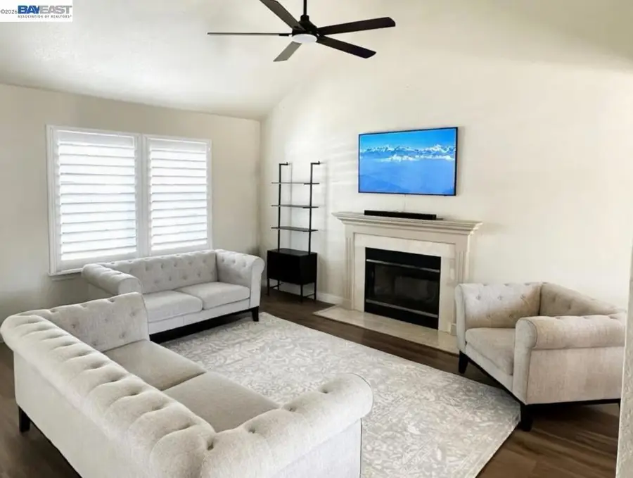 15055 Hollyhock Ct, Lathrop, CA 95330 - #2