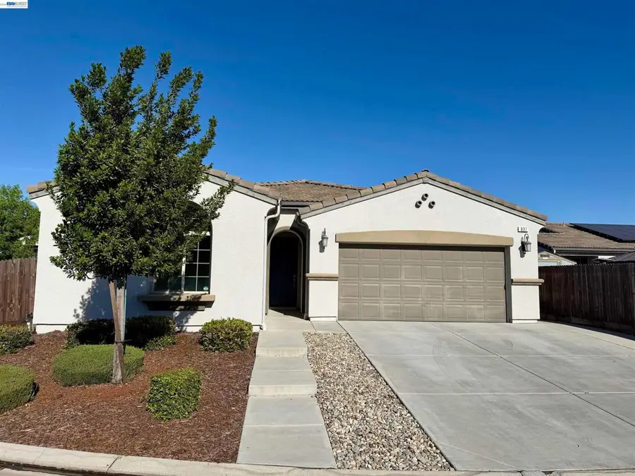 937 Lindsay Ln, Clovis, CA 93619 - #2