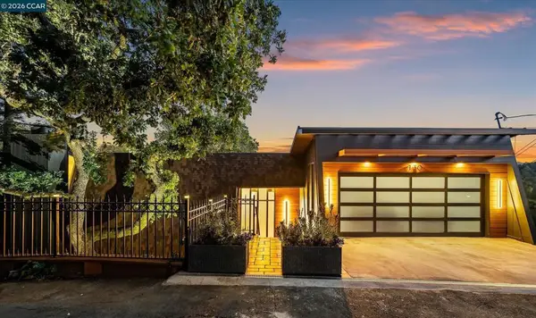 130 La Espiral, Orinda, CA 94563