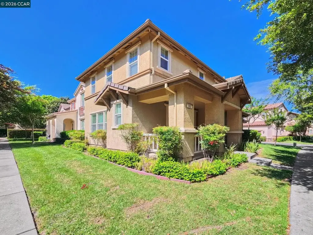 260 Wapello Cir, Sacramento, CA 95835 - #1