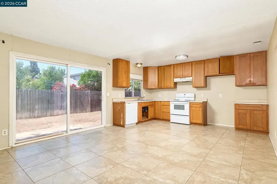 4517 Breckenridge Way, Sacramento, CA 95838 - #2