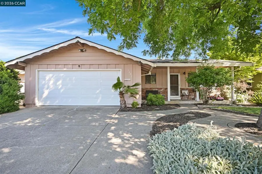 1402 Canterbury Dr, Fairfield, CA 94533 - #2