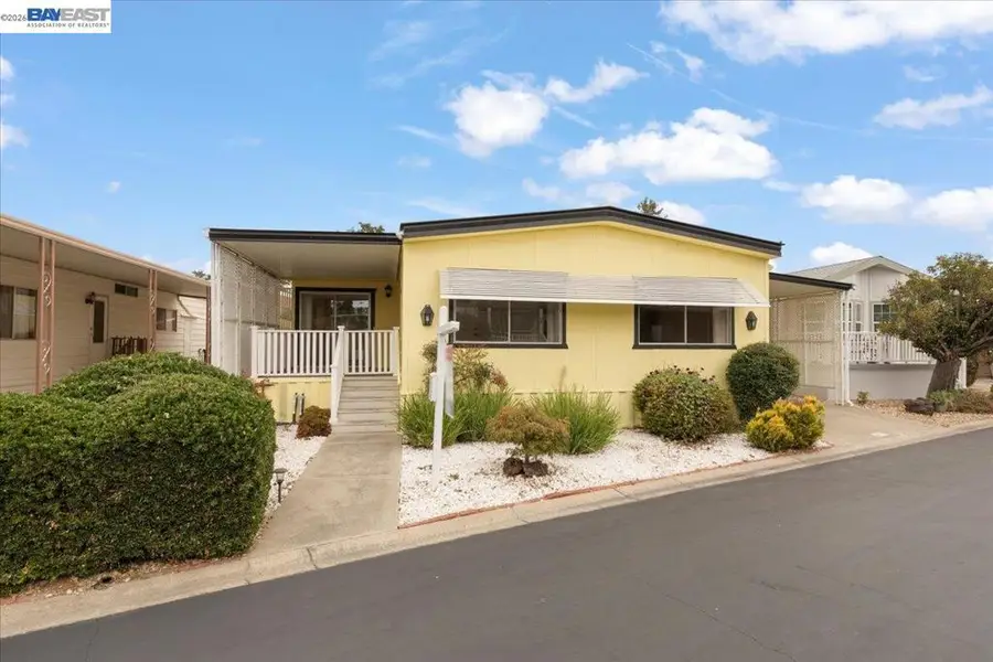 3263 Vineyard Ave., Pleasanton, CA 94566 - #2