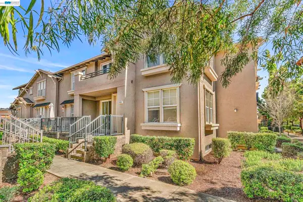 10863 Packard St #157, Oakland, CA 94603