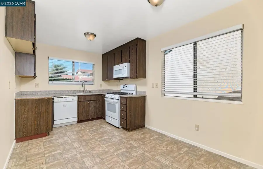 3125 Hemlock St, Antioch, CA 94509 - #3