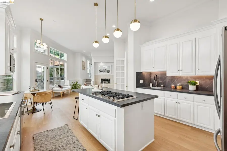 23 Valant Place, Piedmont, CA 94610 - #2