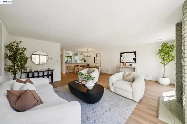 3343 Solomon Ln, Alameda, CA 94502