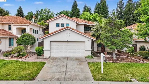 184 Bald Eagle Dr, Vacaville, CA 95688