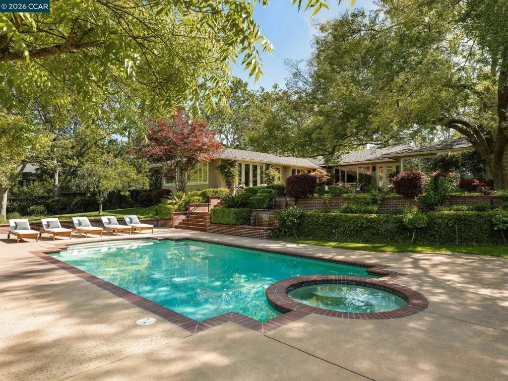 8 Sycamore Rd, Orinda, CA 94563 - #1