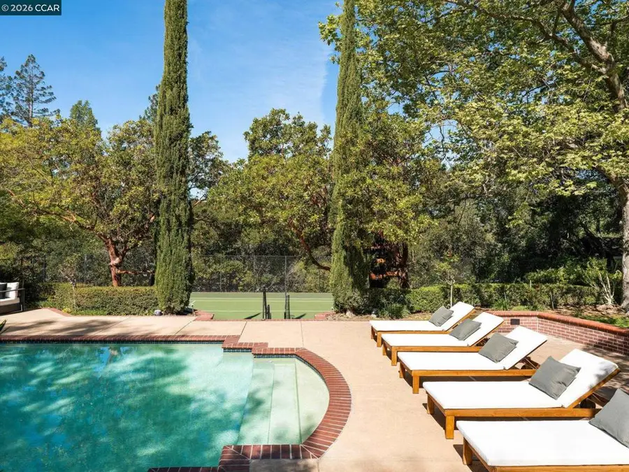 8 Sycamore Rd, Orinda, CA 94563 - #3