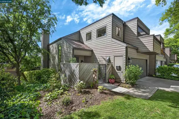 533 Monarch Ridge Dr, Walnut Creek, CA 94597