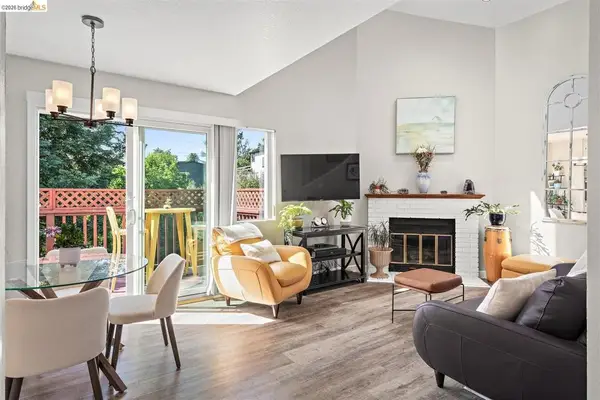 3687 Maple Ave #9, Oakland, CA 94602