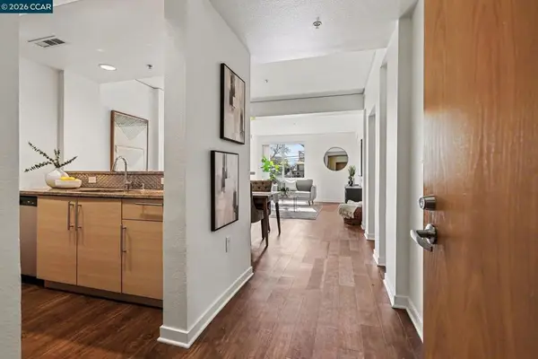 1655 N California Boulevard #114, Walnut Creek, CA 94596