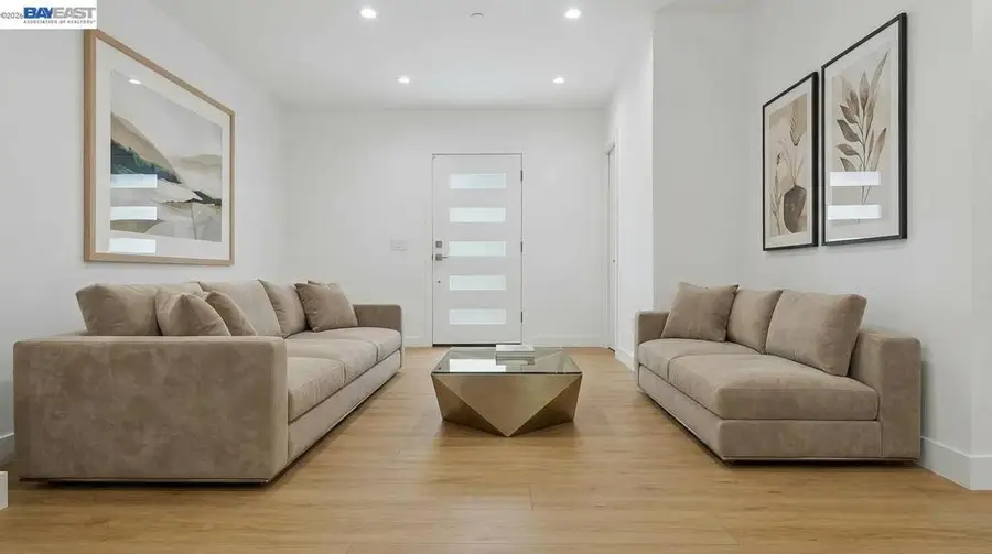 10664 Louise Ave, Granada Hills, CA 91344 - #3