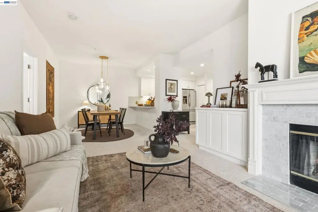 111 Saint Matthews Ave #304, San Mateo, CA 94401 - #1