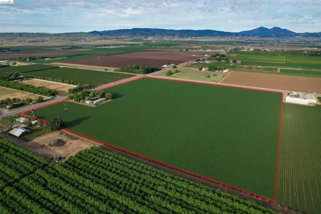 25685 Marsh Creek Road, Brentwood, CA 94513 - #1