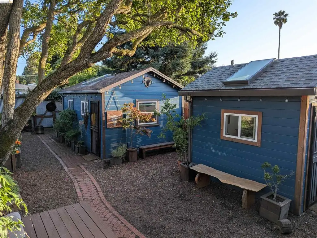 2542 Esmond Ave, Richmond, CA 94804 - #1