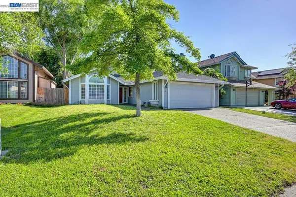 10 Fig Leaf Ct, Sacramento, CA 95838