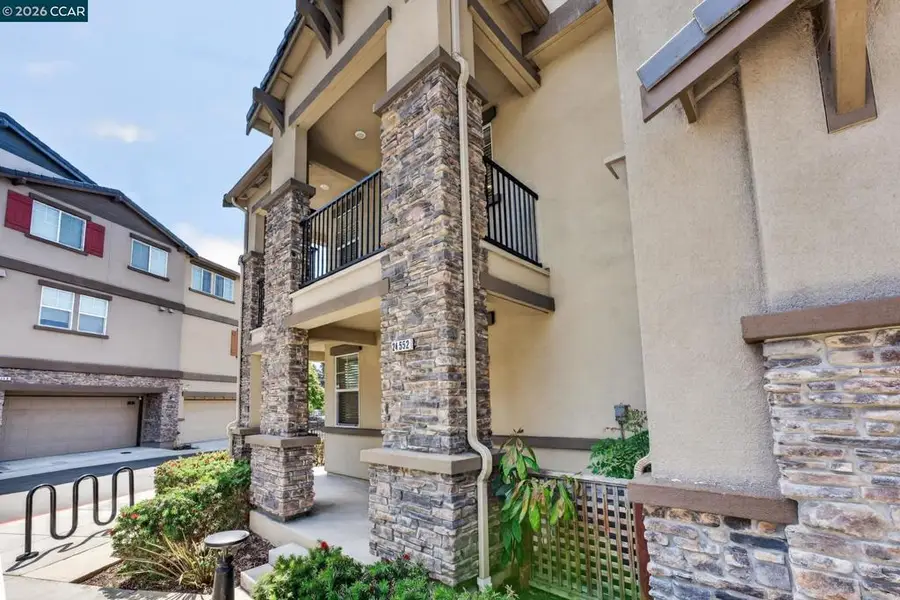 24552 Autumn Mist Way, Hayward, CA 94544 - #3