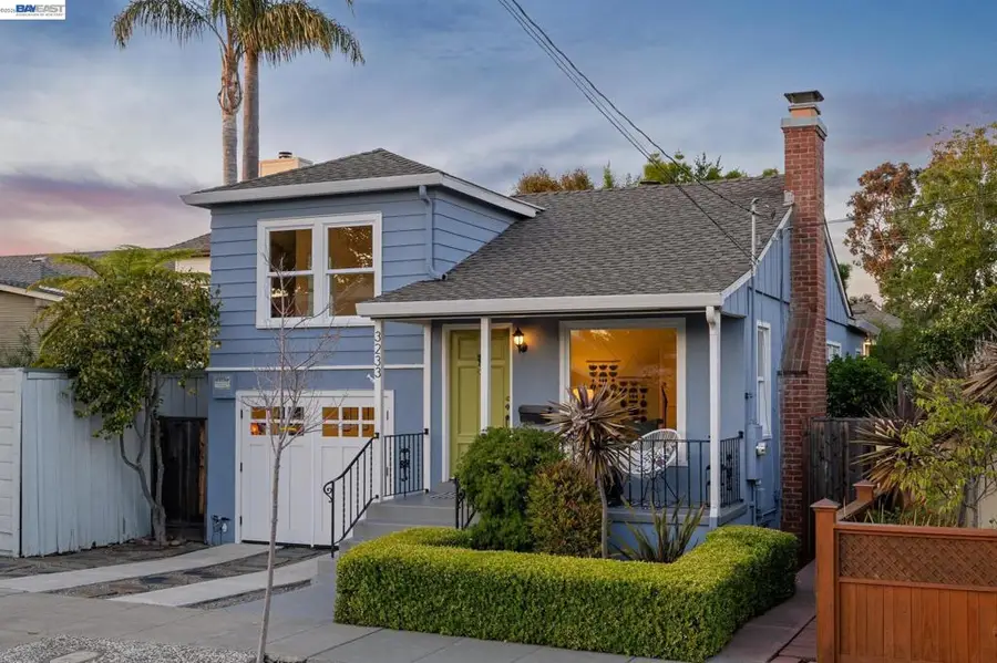 3233 San Jose Avenue, Alameda, CA 94501 - #3