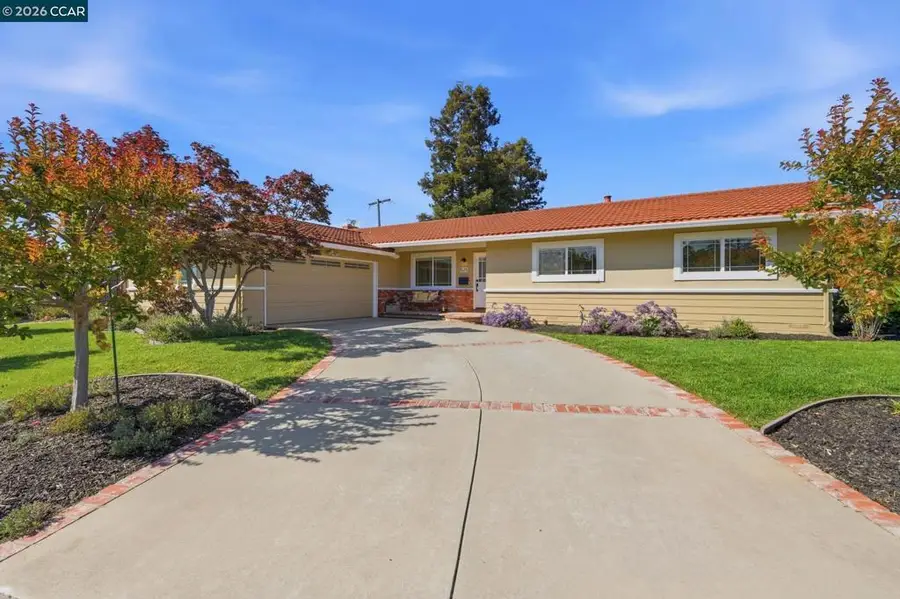 1525 American Beauty Dr, Concord, CA 94521 - #2