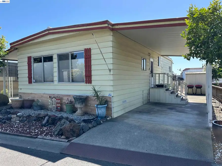 1150 W Winton Ave, Hayward, CA 94545 - #2