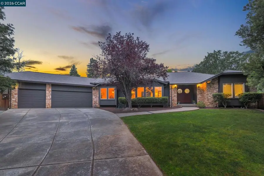 1016 Pine Hollow Ct, Clayton, CA 94517 - #2