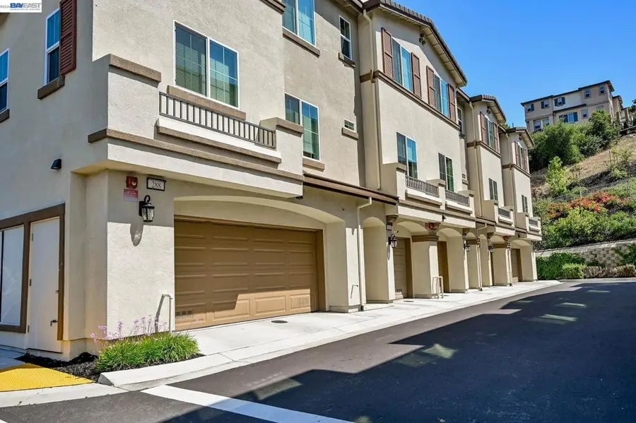 296 Laurel Knoll Dr, Martinez, CA 94553 - #2