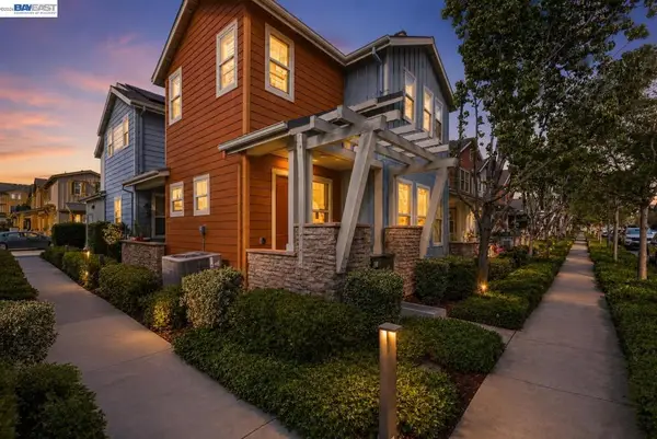 520 Sandalwood Dr, Livermore, CA 94551