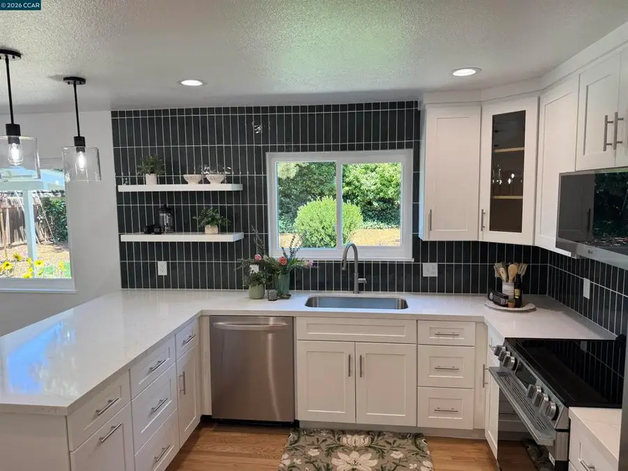 1341 Edinburgh, Concord, CA 94518 - #3