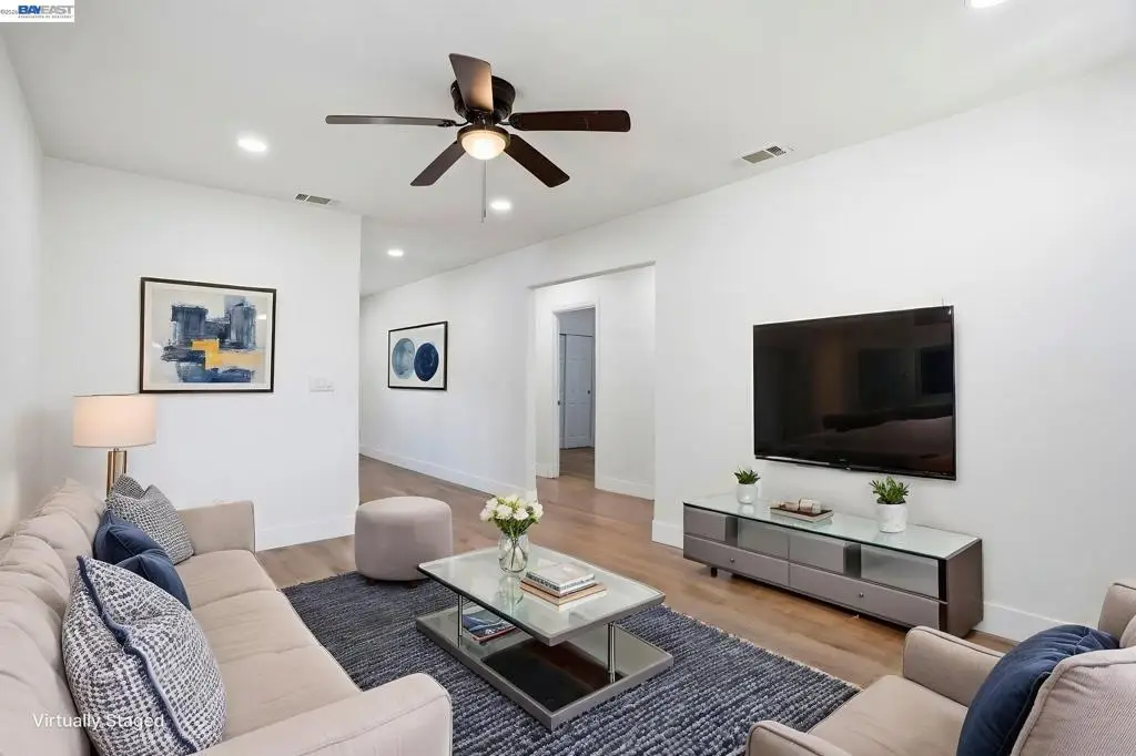 114 C St, Tracy, CA 95376 - #1