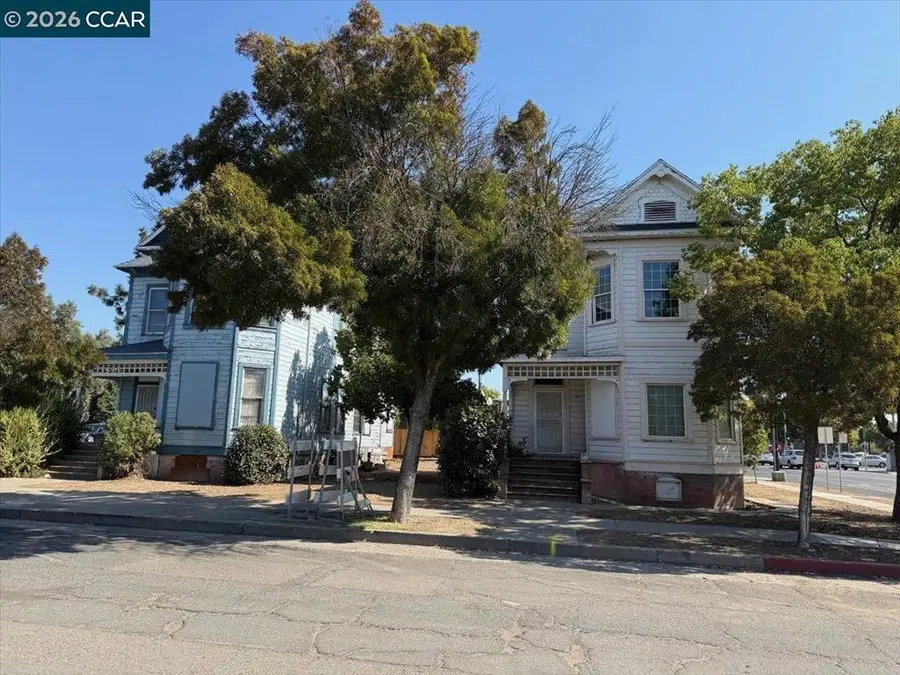 151 S 3rd Ave, Oakdale, CA 95361 - #3