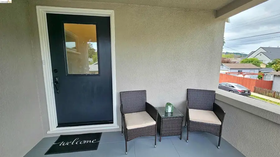 1404 Pine St, Martinez, CA 94553 - #3