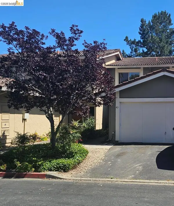47 Turtle Creek St, Oakland, CA 94605