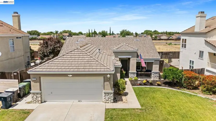 1571 Spring Ct, Tracy, CA 95376 - #2