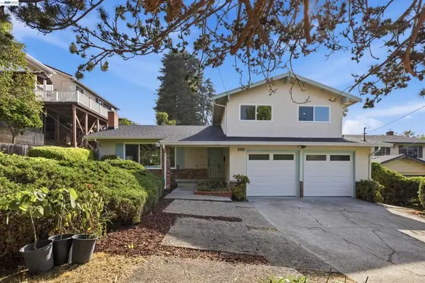19304 Barclay Rd, Castro Valley, CA 94546