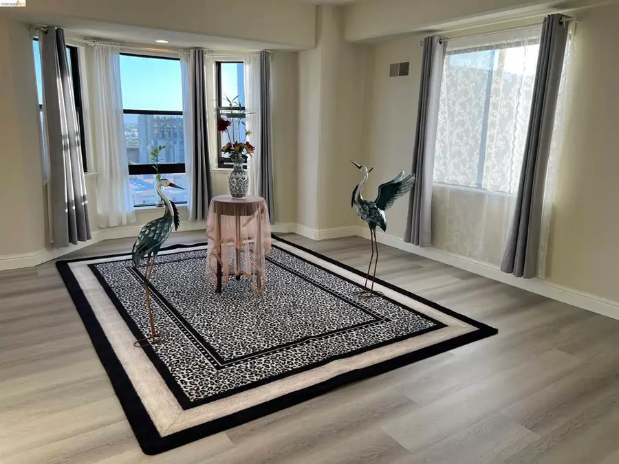 988 Franklin Street #1111, Oakland, CA 94607 - #2