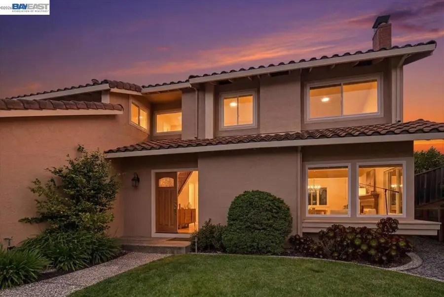 6086 Bellingham Dr, Castro Valley, CA 94552 - #3