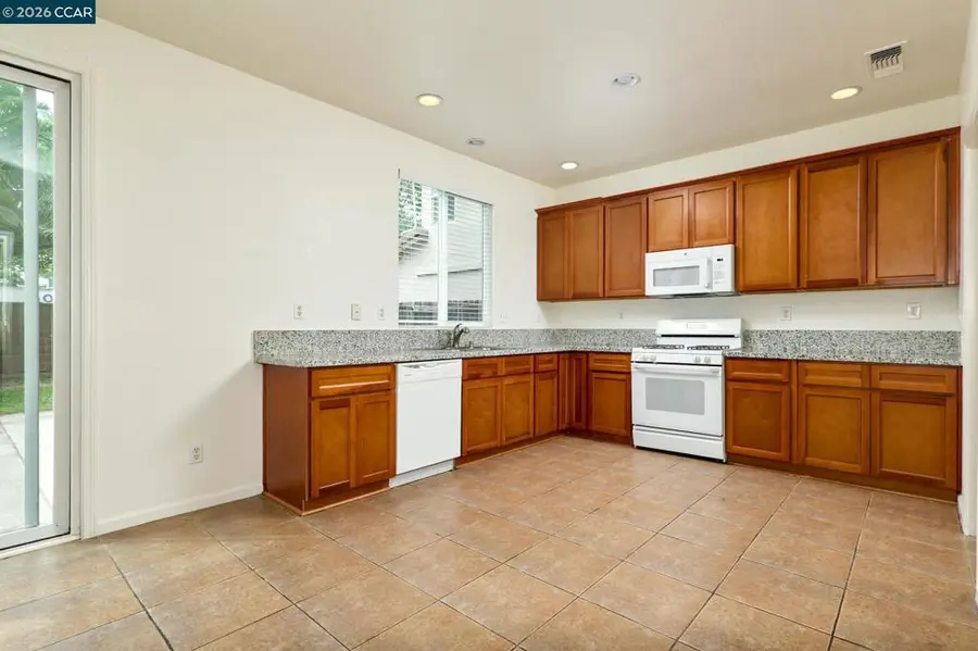 7690 Roosterfish Way, Sacramento, CA 95828 - #3