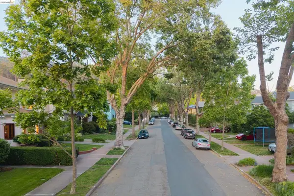 2909 Forest Ave, Berkeley, CA 94705