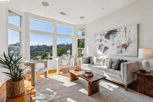 35 Bay Forest Ct, Oakland, CA 94611