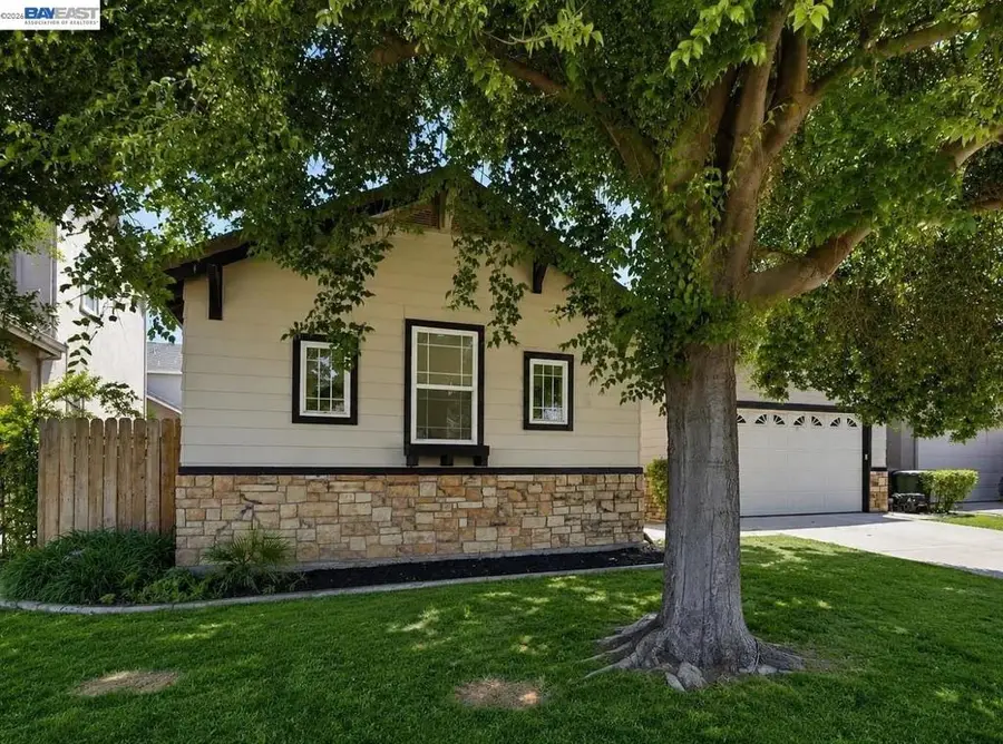 530 Seaport Village Drive, Livingston, CA 95334 - #3