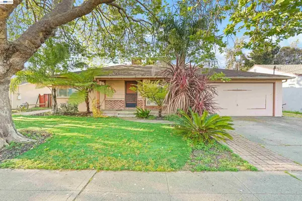 15879 Via Cordoba, San Lorenzo, CA 94580