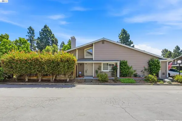 2402 Heathrow Ln, San Leandro, CA 94577