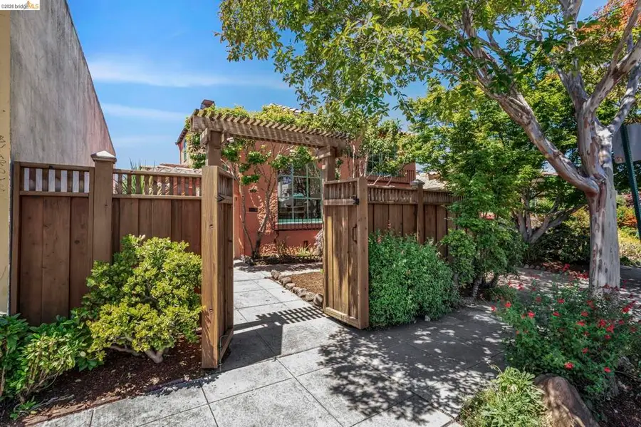 844 Ramona, Albany, CA 94706 - #2