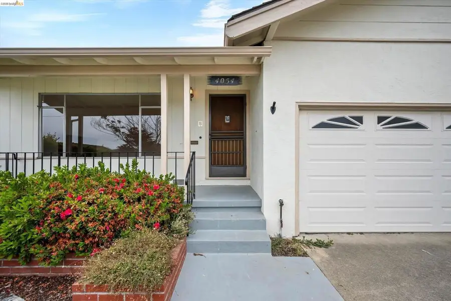 4054 Milton Ave, Castro Valley, CA 94546 - #3