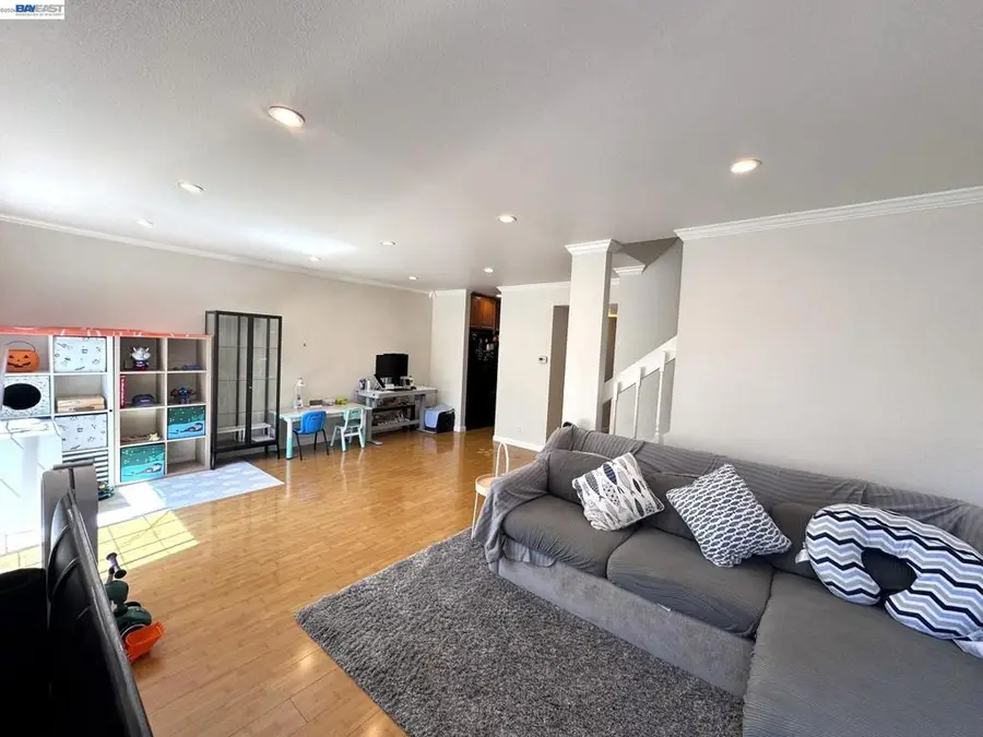 19901 Forest Ave, Castro Valley, CA 94546 - #2