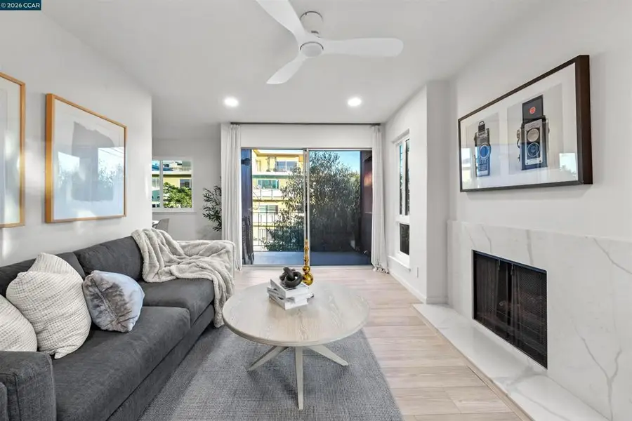3751 Harrison Street #301, Oakland, CA 94611 - #2